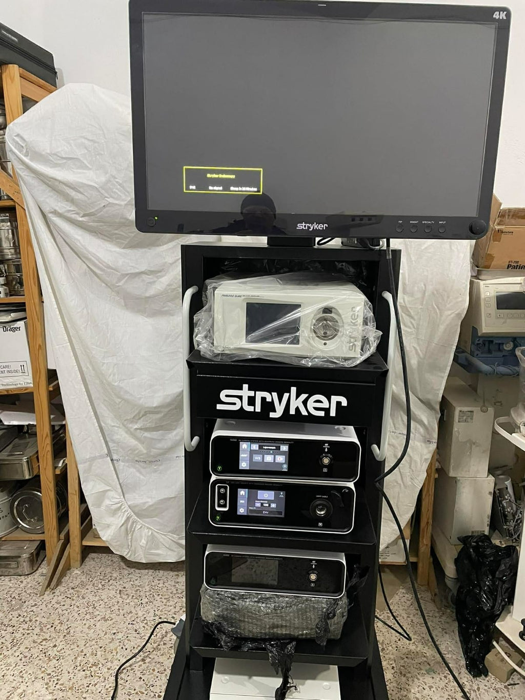 Stryker 1688 Laparoscopy Tower – Complete Professional Surgical Imaging Solution