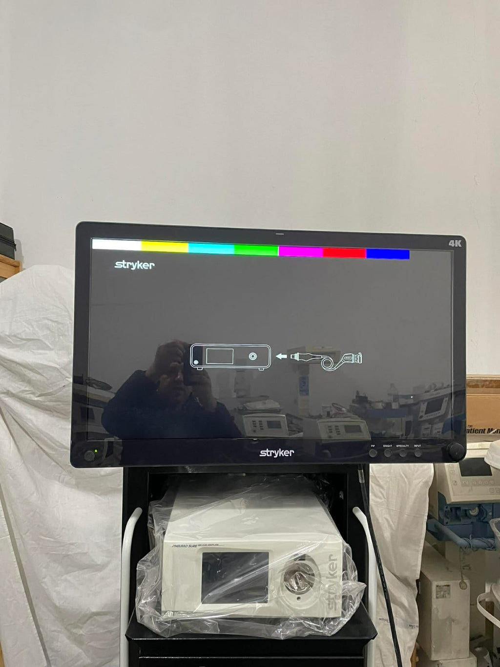 Stryker 1688 Laparoscopy Tower – Complete Professional Surgical Imaging Solution